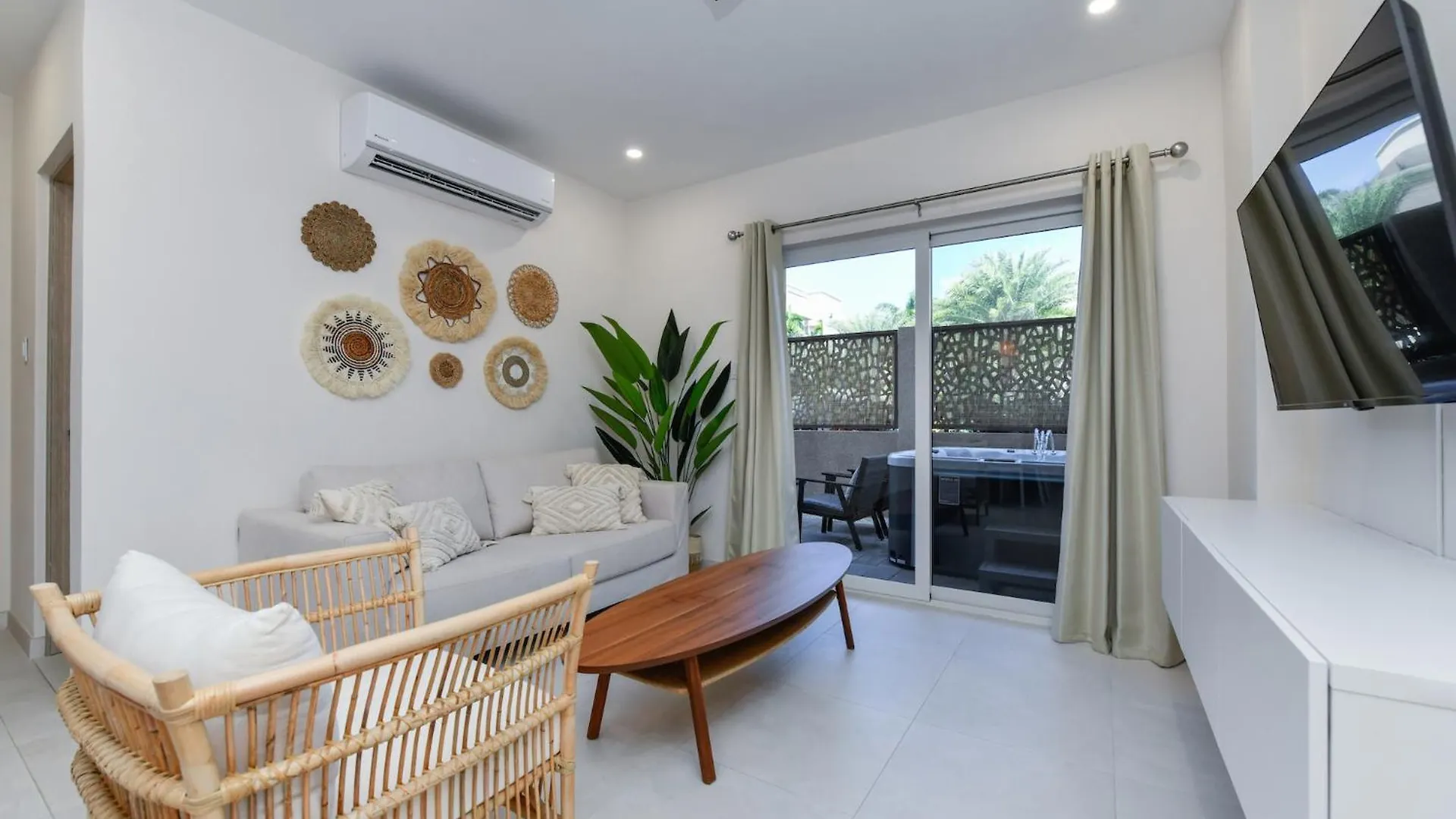 Aracari 1 Apartment Palm Beach